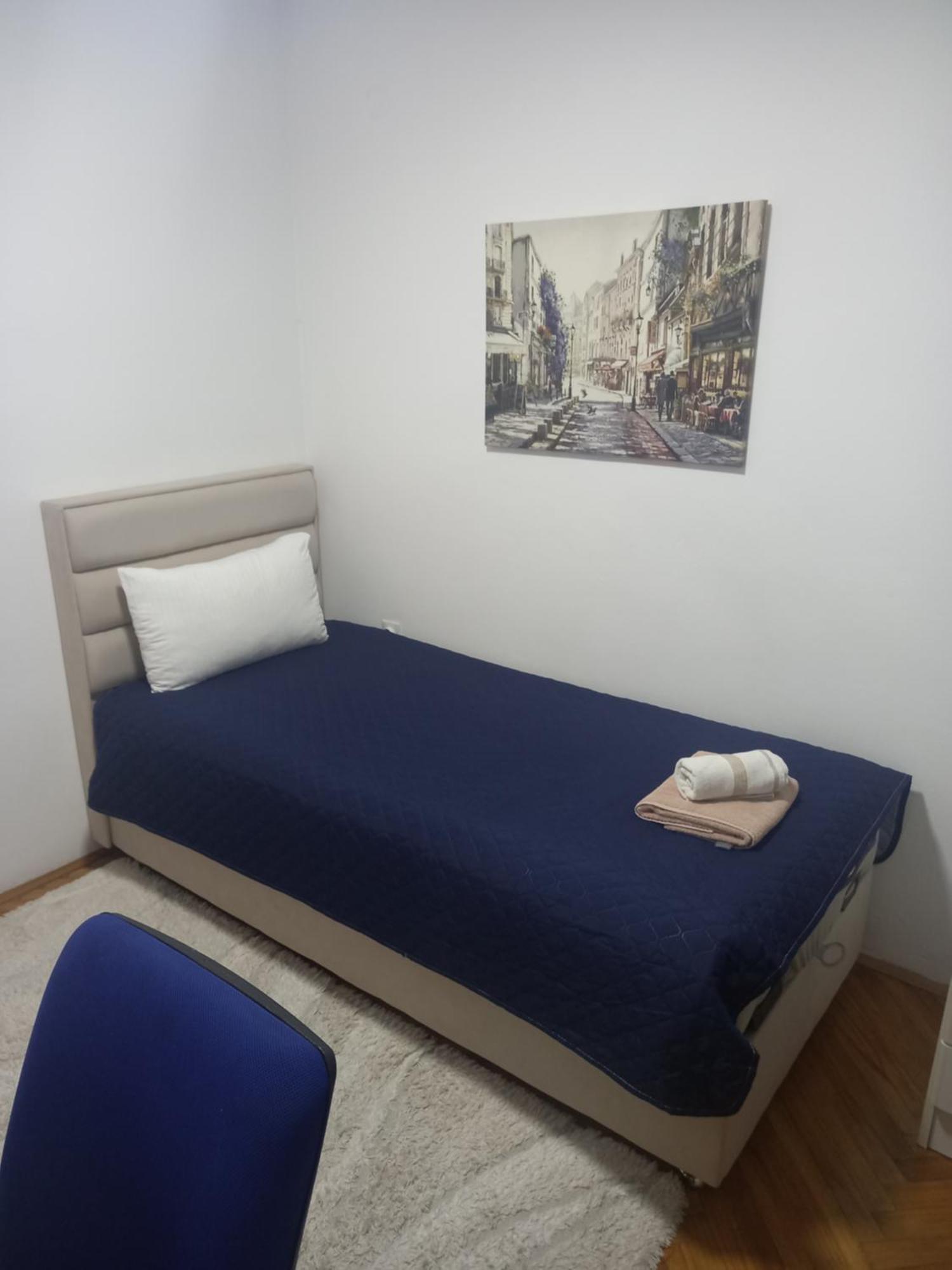 Stan U Maslinama Lägenhet Podgorica Exteriör bild